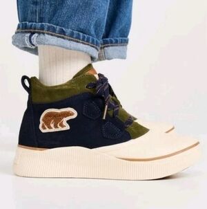 Sorel OUT N ABOUT IV CLASSIC VARSITY WOMEN'S WATERPROOF BOOT Size 8